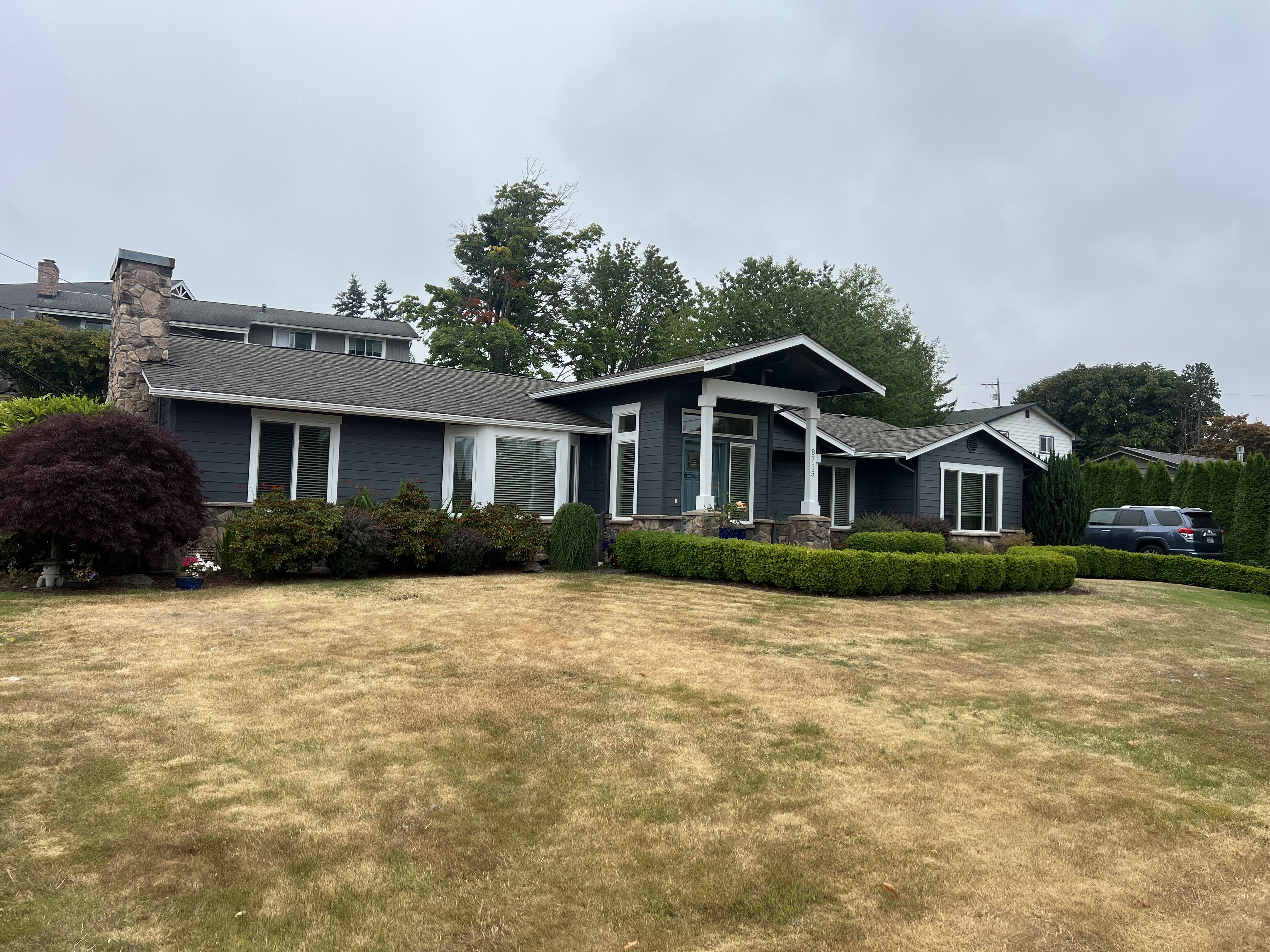Painted siding and trim on an A2Z exterior project