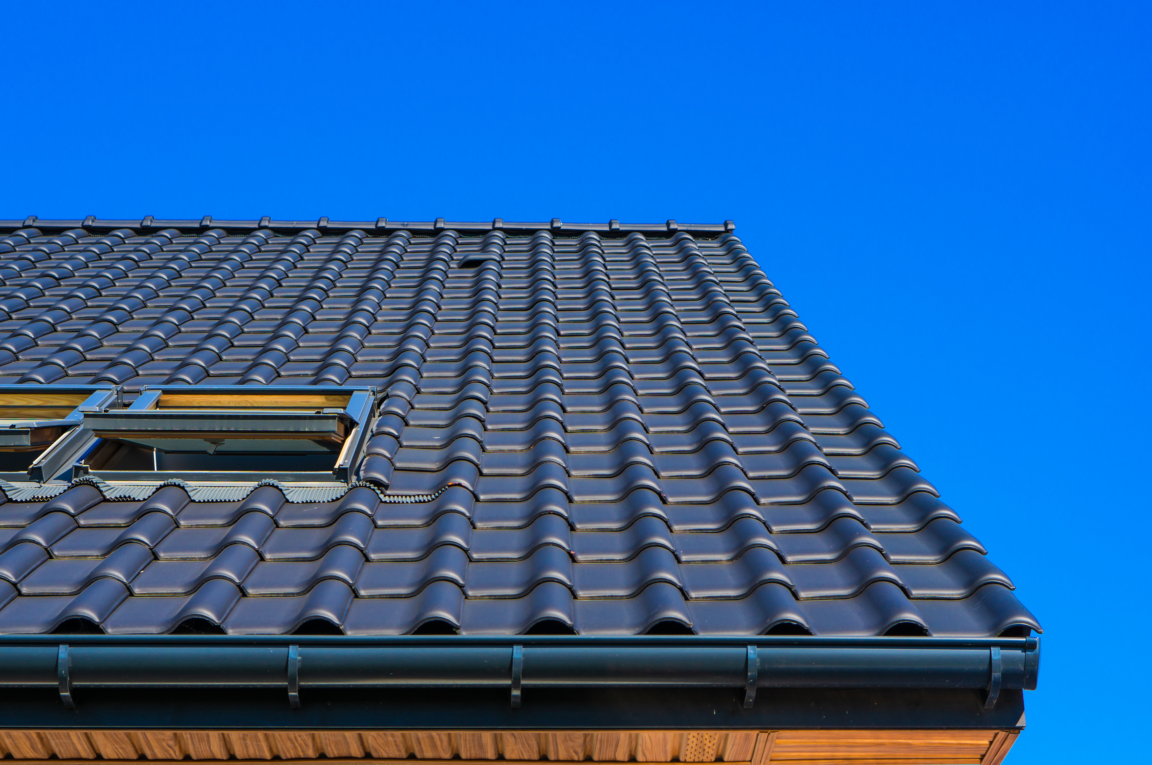 Roofing service for a home exterior